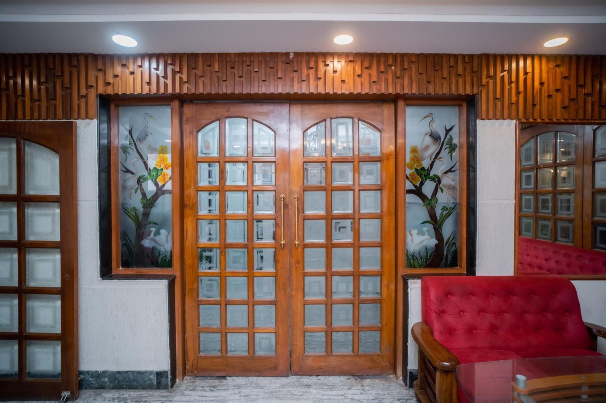 ורנאסי Pearl Courtyard Dormitory מראה חיצוני תמונה